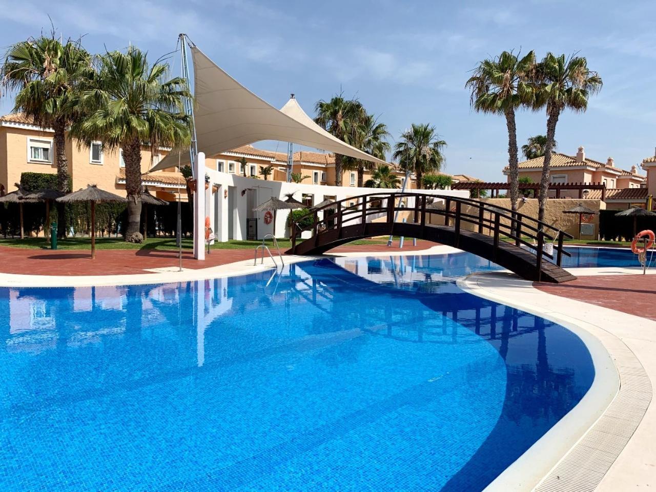 Bahari Marinas - Tu Duplex Con Jardin Privado! Apartment Vera Bagian luar foto